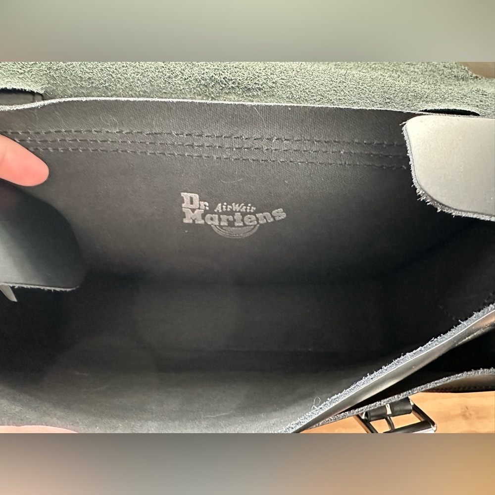 Dr. Martens 11 inch Leather Messenger Bag - Picture 14 of 15